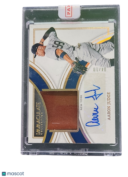 2022 Panini Aaron Judge #JFGS-AJ 04/10 Jumbo Fielding Glove Memorabilia