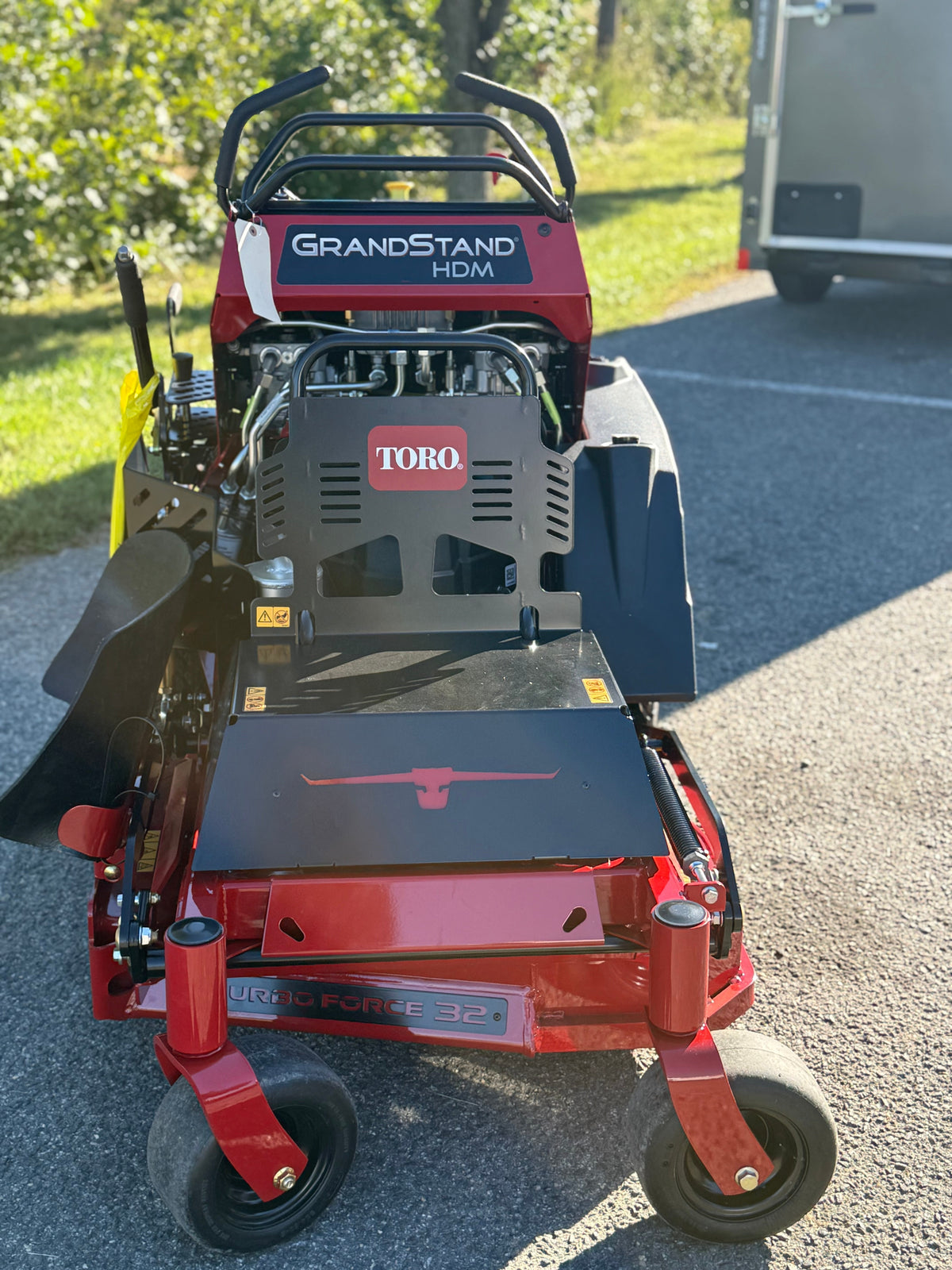Toro GrandStand® HDM 32 in (81.3 cm) 18.5hp (603cc)  (74532)