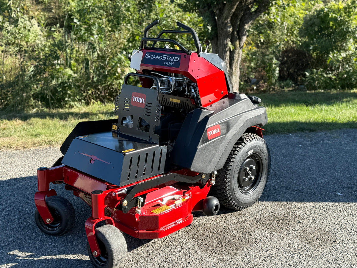 Toro GrandStand® HDM 32 in (81.3 cm) 18.5hp (603cc)  (74532)