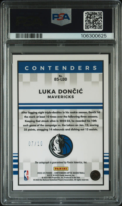 2022 Panini Contenders Optic 1985 Tribute Auto Luka Doncic #85LDD Gold PSA 8